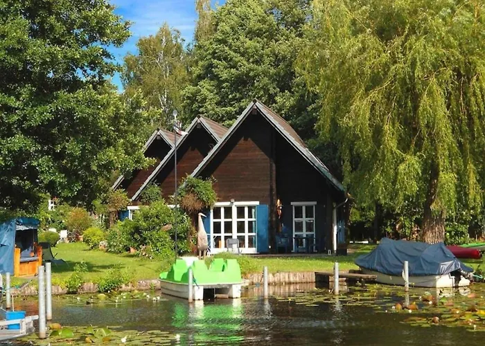 Ferienwohnung, An Der Mueritz 아파트 Röbel